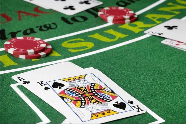 jiligames Casino card game selection page showing baccarat and poker options